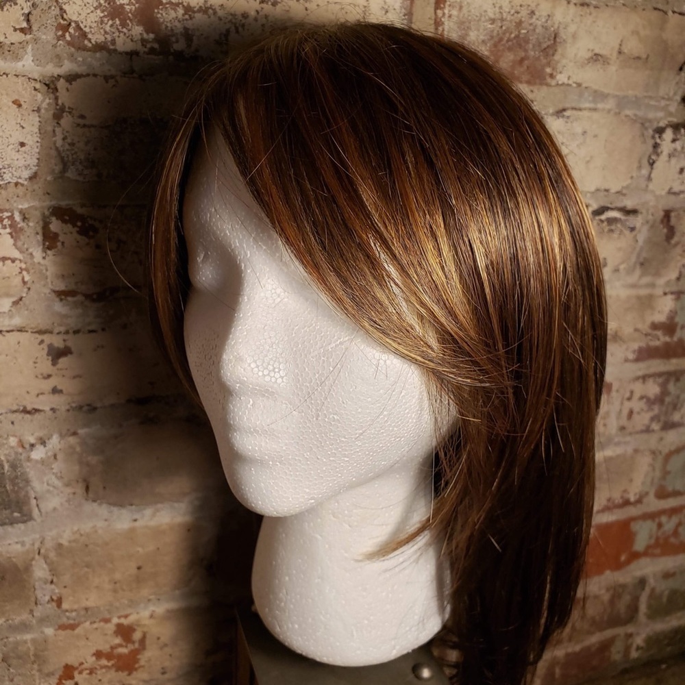 Sentoo Collection Synthetic Lace-Front Wig